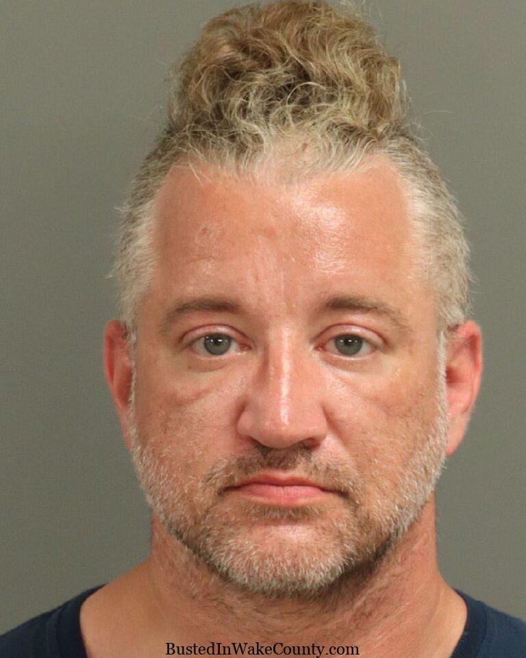 {0DE70A87-9E3C-4C95-BF47-E4FD502E5B8B}