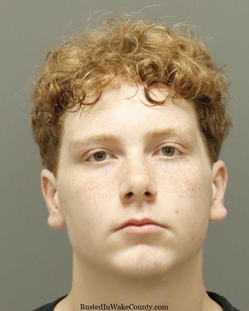 {32864119-89F7-45E6-8385-E3A74F5EC656}