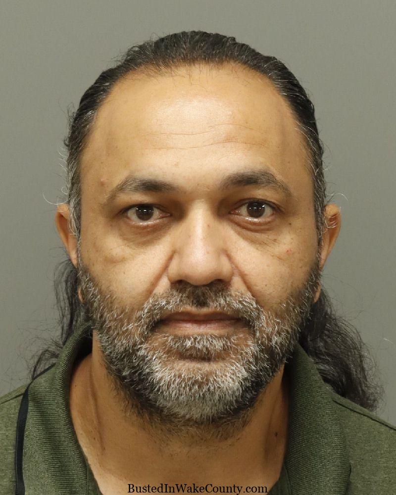 {125E3D9B-0C93-499A-B60E-180A03469E70}