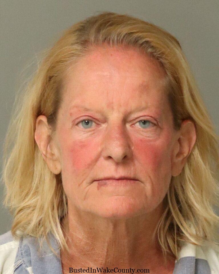 {21D7F62B-1626-4330-83D7-D97DDEA77D11}