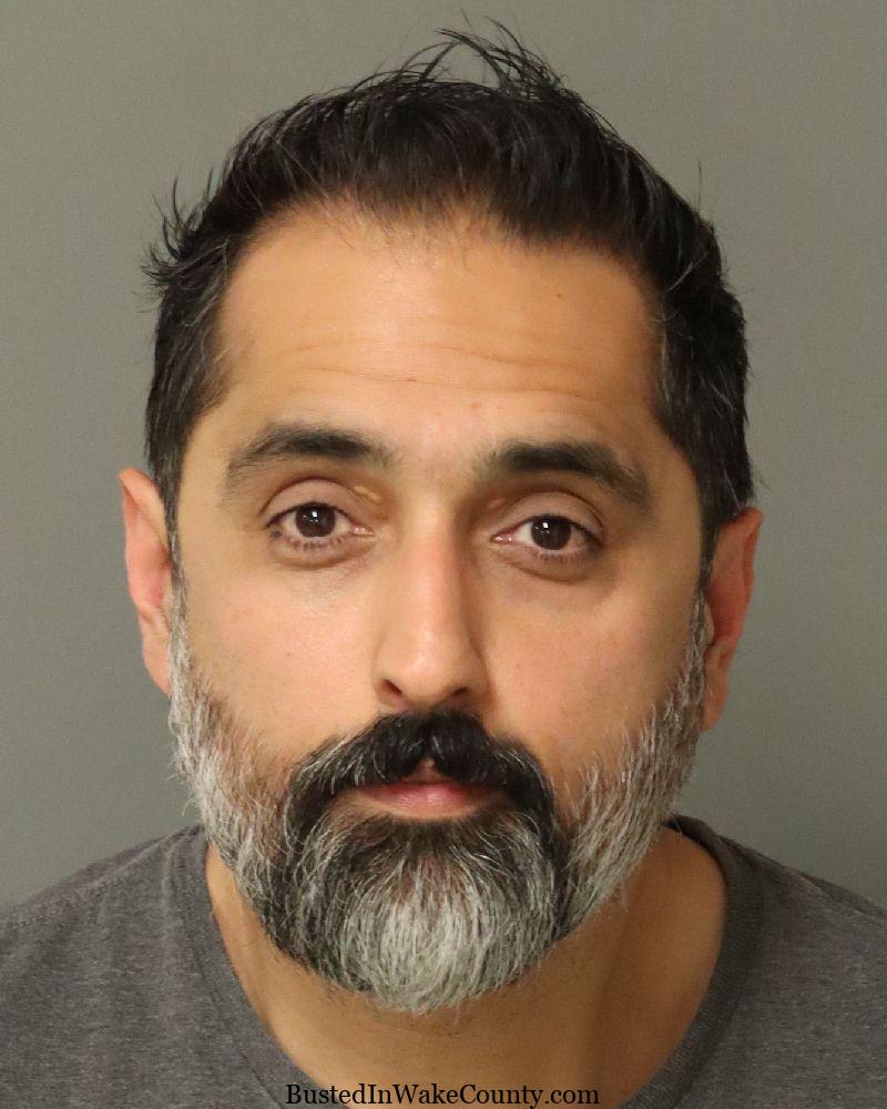 {2ACE3C48-3BF4-4840-941B-B43B9719D209}