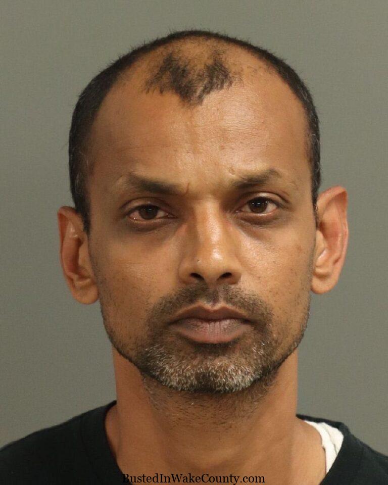 {4CD64824-5751-444B-8F93-6A7A796FA95B}