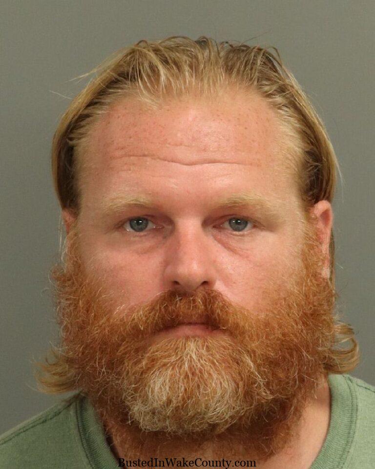 {06E32500-AA5D-45E4-895B-28003EE3D252}