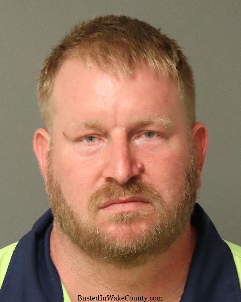 {91522236-B5F3-422D-B89F-84B8F5323209}