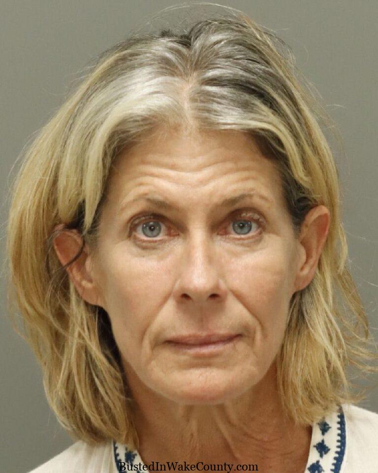 {E780F7D8-7D70-4EDA-BCFB-E30F3F4E1D31}