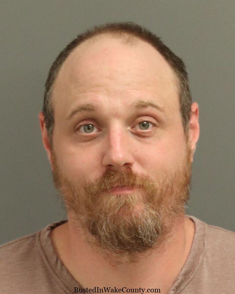 {E9BDF908-75B3-457A-ACEE-16F9D9F5E001}