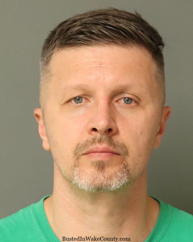 {72DB74AD-0FA7-4F42-83C6-71E280788AFA}