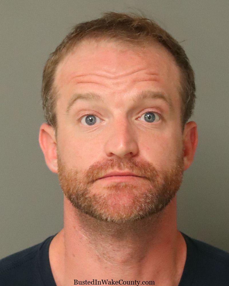 {80E1FE40-C530-463E-9BEB-1A3DB2AAA438}