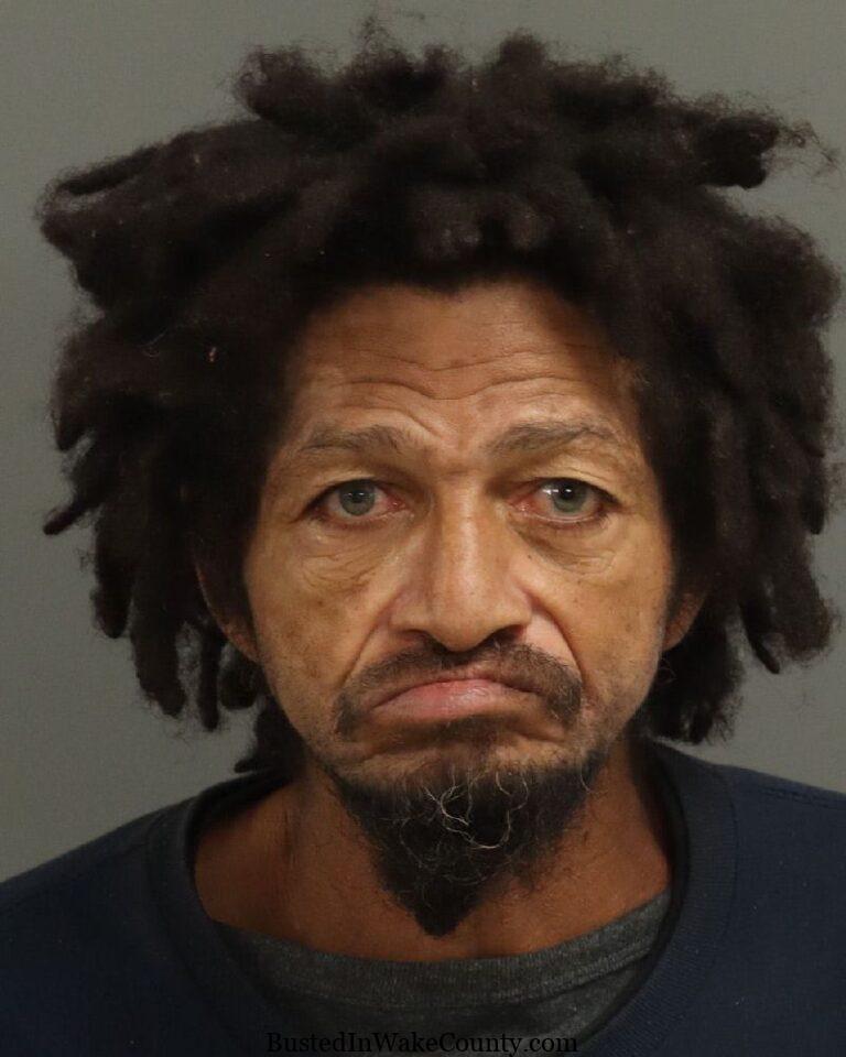 {6213B3DA-1FD0-4AAE-A8FF-87EB3BA5A7BE}