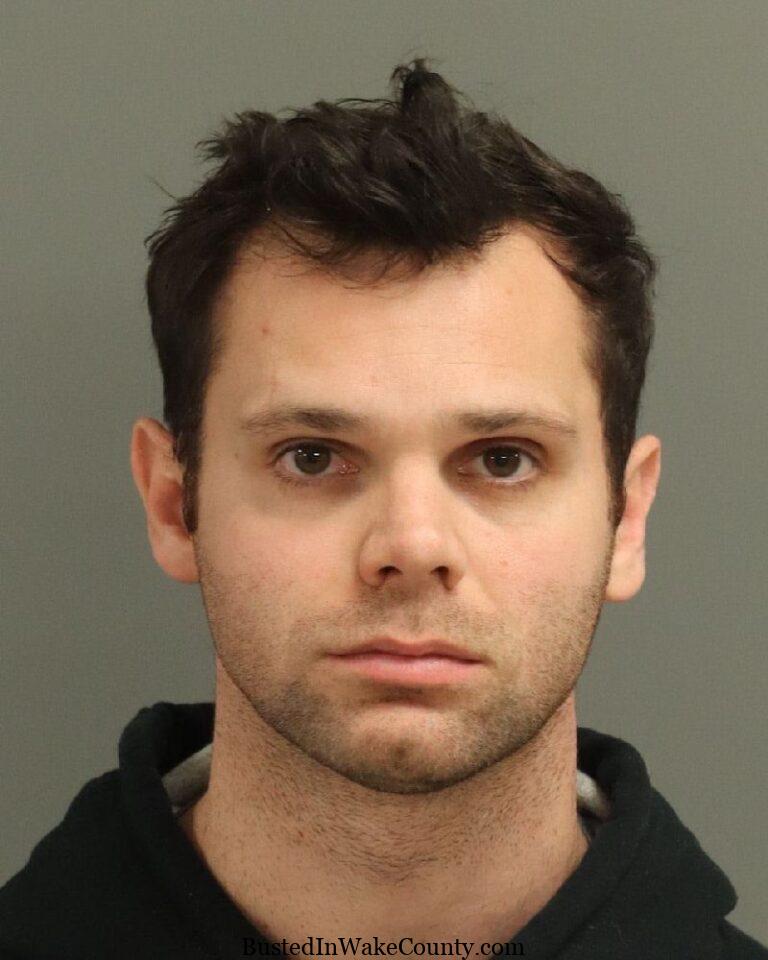 {64D05E5E-C021-40B6-9E38-63D58D8406CF}