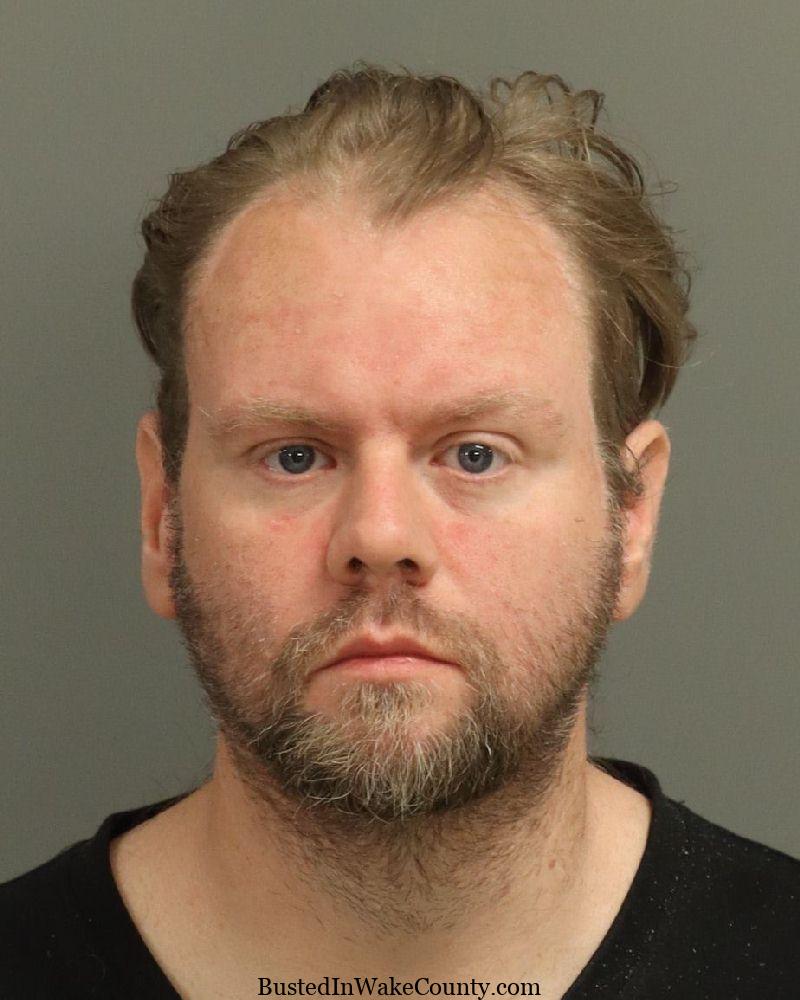 {3DCC7F0B-5474-42D7-91D8-5D5618D800D8}